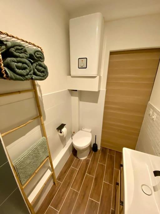 Studio D'Hotes Avec Piscine « Le Clos N°6 » Cormicy Екстериор снимка